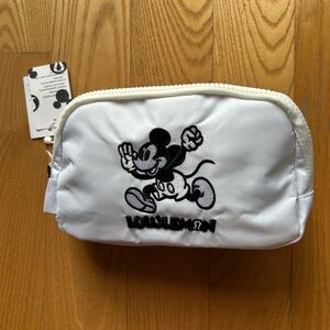 Lululemon x Disney Everywhere Belt Bag Fanny Pack white Mickey Mouse Logo NWT